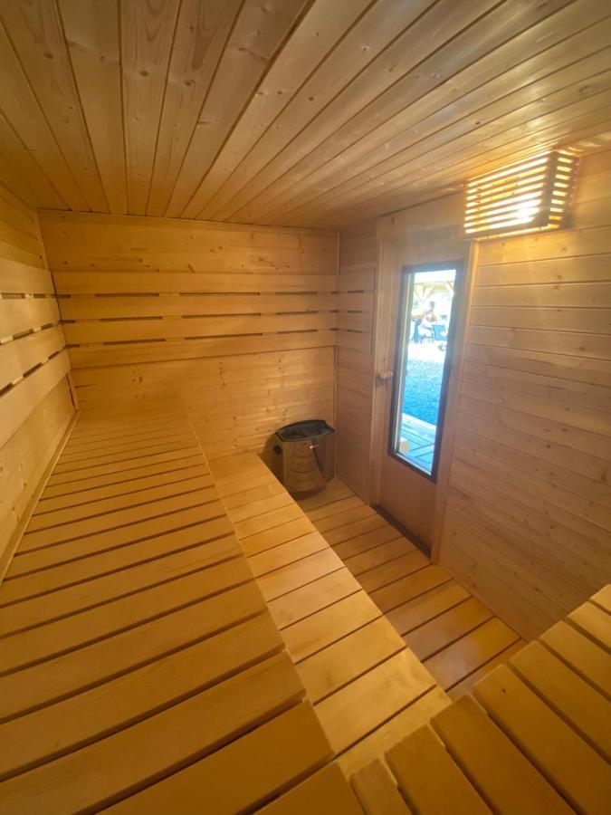 Ubytování S Wellness Dolni Dobrouc Exteriér fotografie
